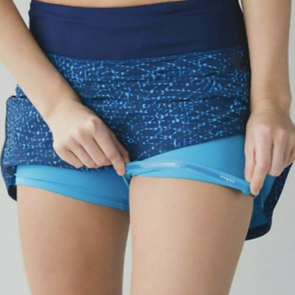 lululemon athletica Dresses & Skirts - Lululemon Skort  Pace Rival  tennis Skirt blue  II Samba Snake  sz 6  run pickle
